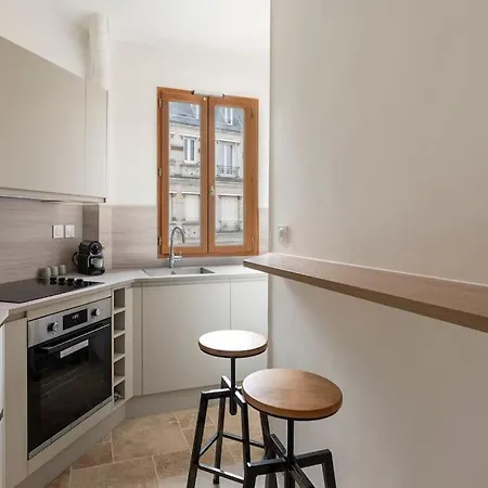 Cosy 14 Apartment